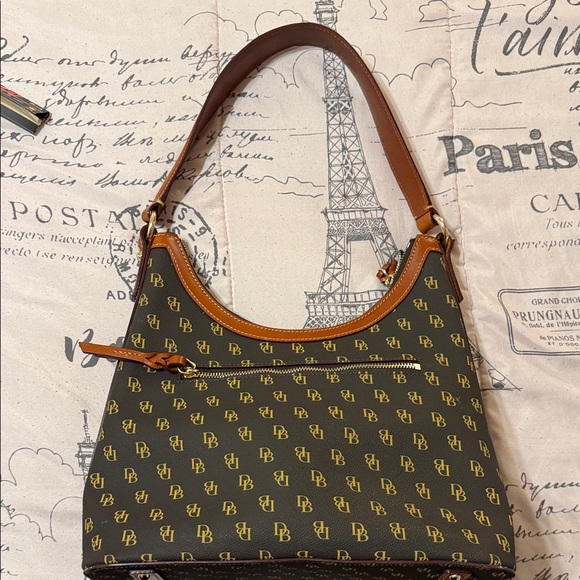 Dooney & Bourke Black and Tan Logo Shoulder Bag - Picture 7 of 8
